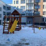Установка детской площадки в Владивостоке, жилой комплекс
