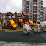 Установка детской площадки в Новосибирске, жилой комплекс