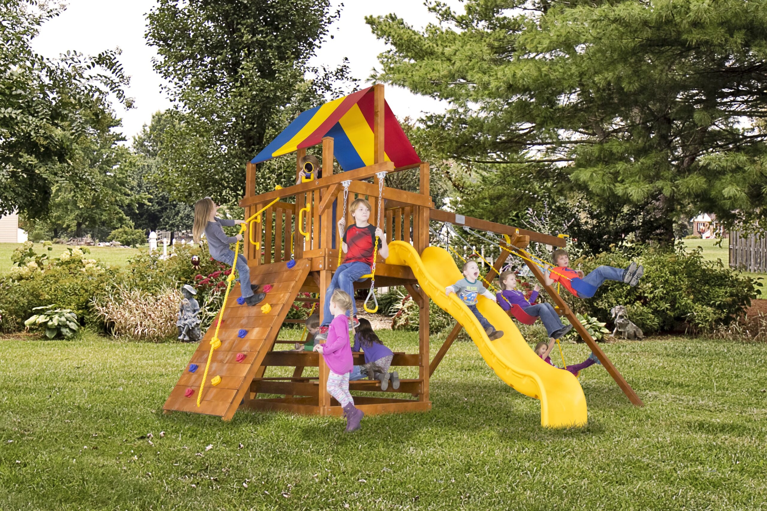 Как купить детскую площадку во двор