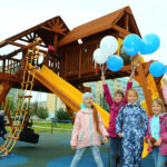 Установка детской площадки в Ноябрьске, жилой комплекс