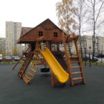 Установка детской площадки в Санкт-Петербурге, жилой комплекс